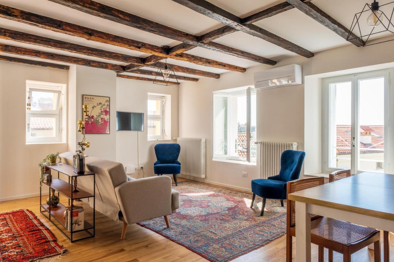 Ora Et Labora Appartement Triëst Buitenkant foto
